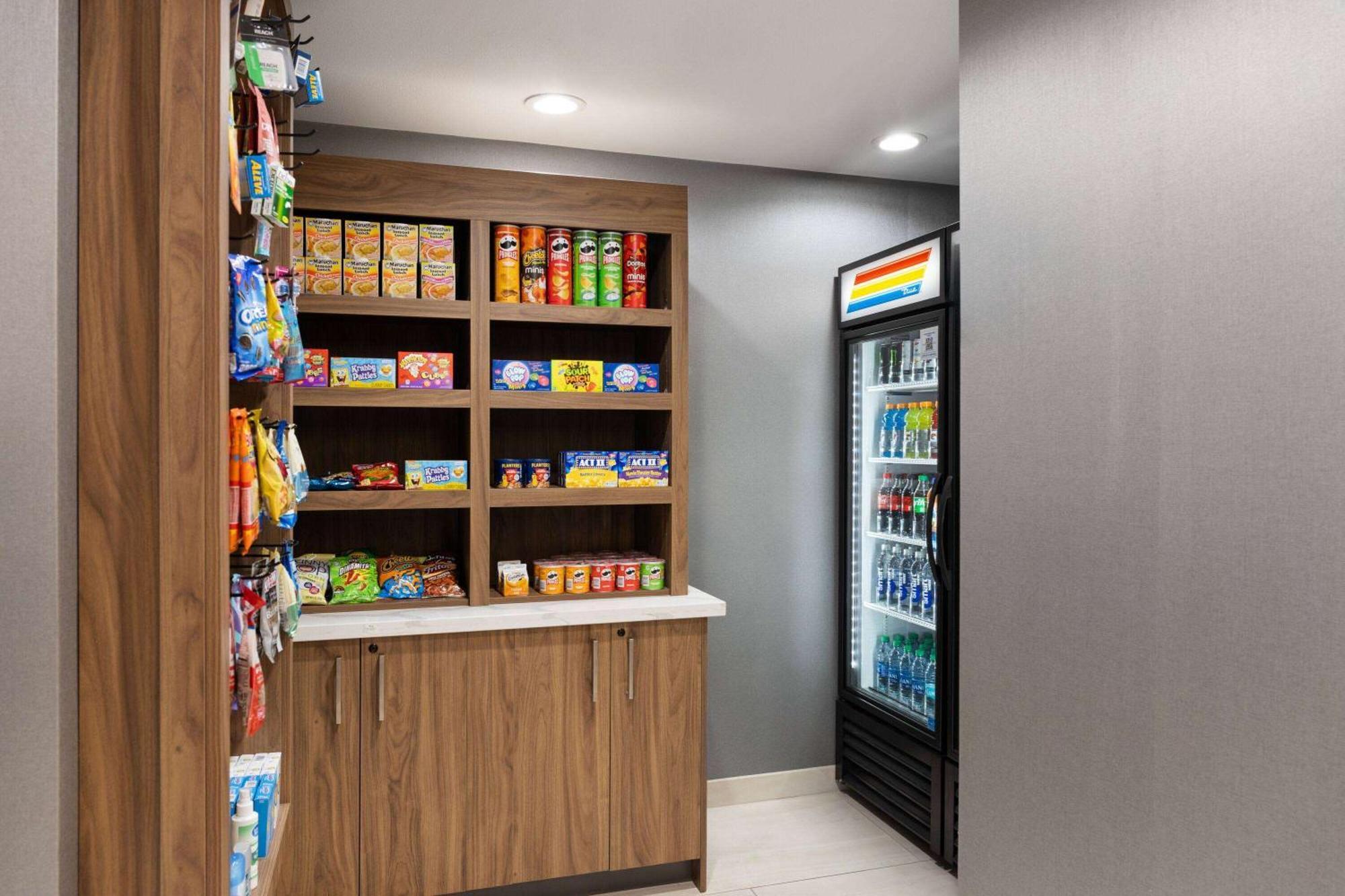 La Quinta Inn & Suites By Wyndham Yakima Downtown Екстер'єр фото