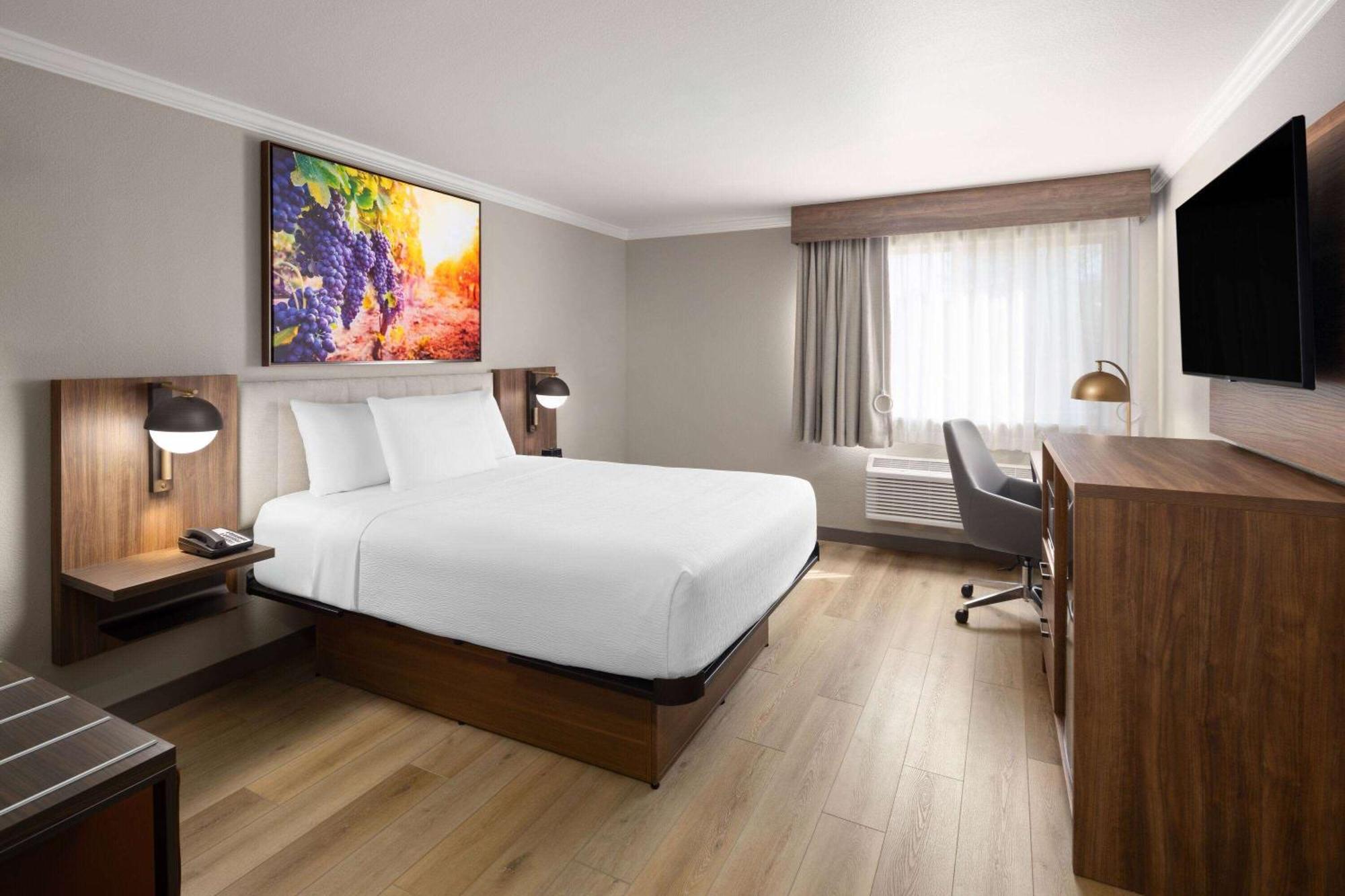 La Quinta Inn & Suites By Wyndham Yakima Downtown Екстер'єр фото
