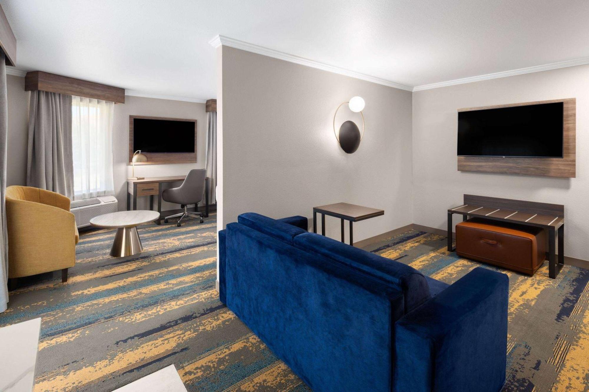 La Quinta Inn & Suites By Wyndham Yakima Downtown Екстер'єр фото
